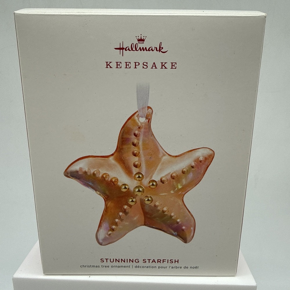 Hallmark Keepsake Ornament 2019 Stunning Starfish Glass Christmas -- NEW